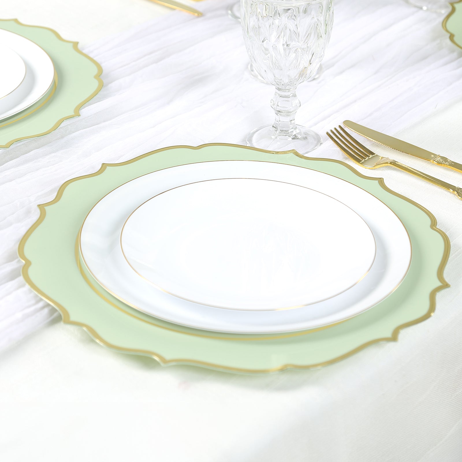 10 - Pack Economy Plastic Round Charger Plates 13" in Sage Green with Gold Scalloped Rim, Decorative Dinner Party Serving Plates - Bell Racket Store