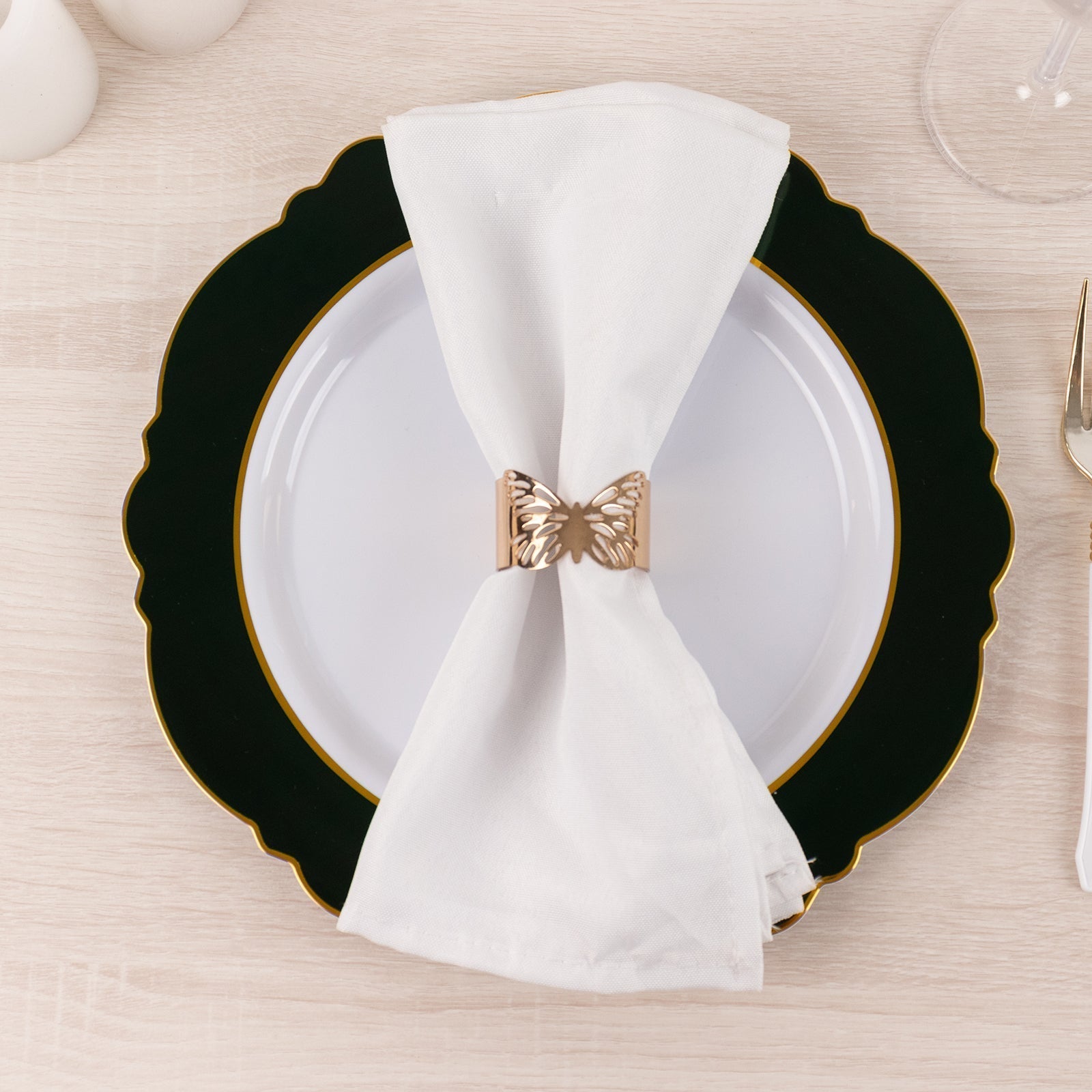 10 - Pack Plastic 10" Round Dinner Plates in White with Hunter Emerald Green Blossom Design & Gold Edging - Disposable Party Plates - Bell Racket Store