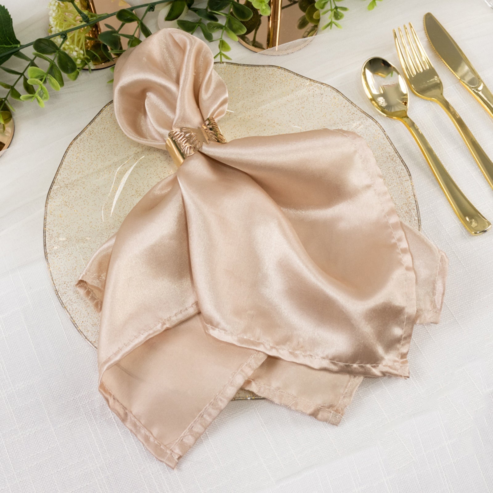 10 - Pack Plastic 11" Round Dinner Plates in Gold Glitter with Ruffled Rim - Transparent Sturdy Disposable Dinnerware - Bell Racket Store