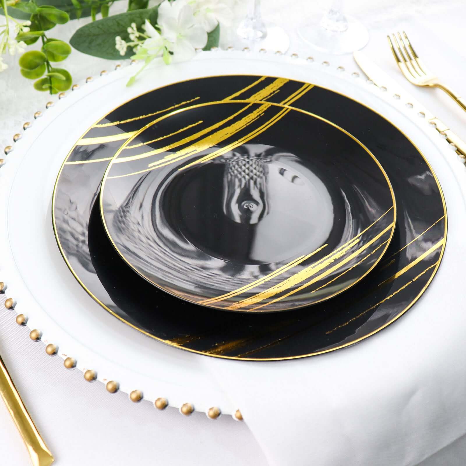 10 - Pack Plastic 7" Round Dessert Plates in Black with Gold Brush Stroked Print - Disposable Appetizer Salad Plates for Modern Themed Events & Banquets - Bell Racket Store
