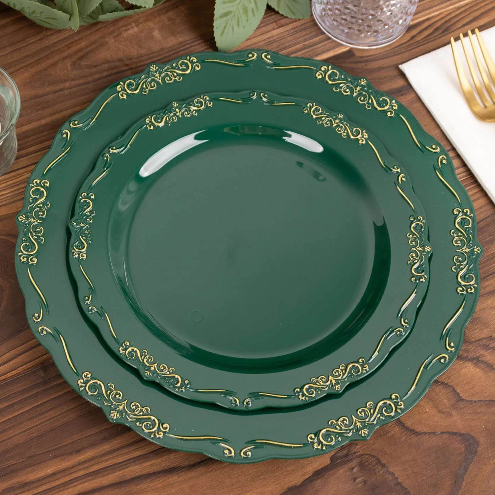 10 - Pack Plastic 7" Round Dessert Plates in Hunter Emerald Green with Gold Vintage Embossed Rim - Sturdy Disposable Scalloped Edge Salad Plates - Bell Racket Store