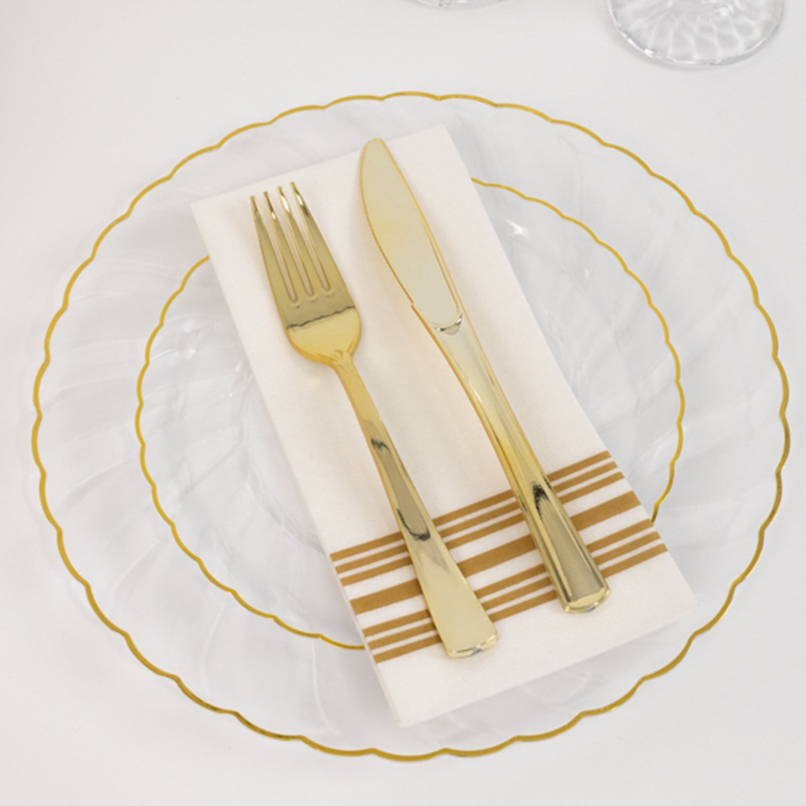 10 - Pack Plastic 7.5" Round Salad Dessert Plates in Clear with Gold Flair Rim - Disposable Party Plates for Upscale Banquets & Special Occasions - Bell Racket Store