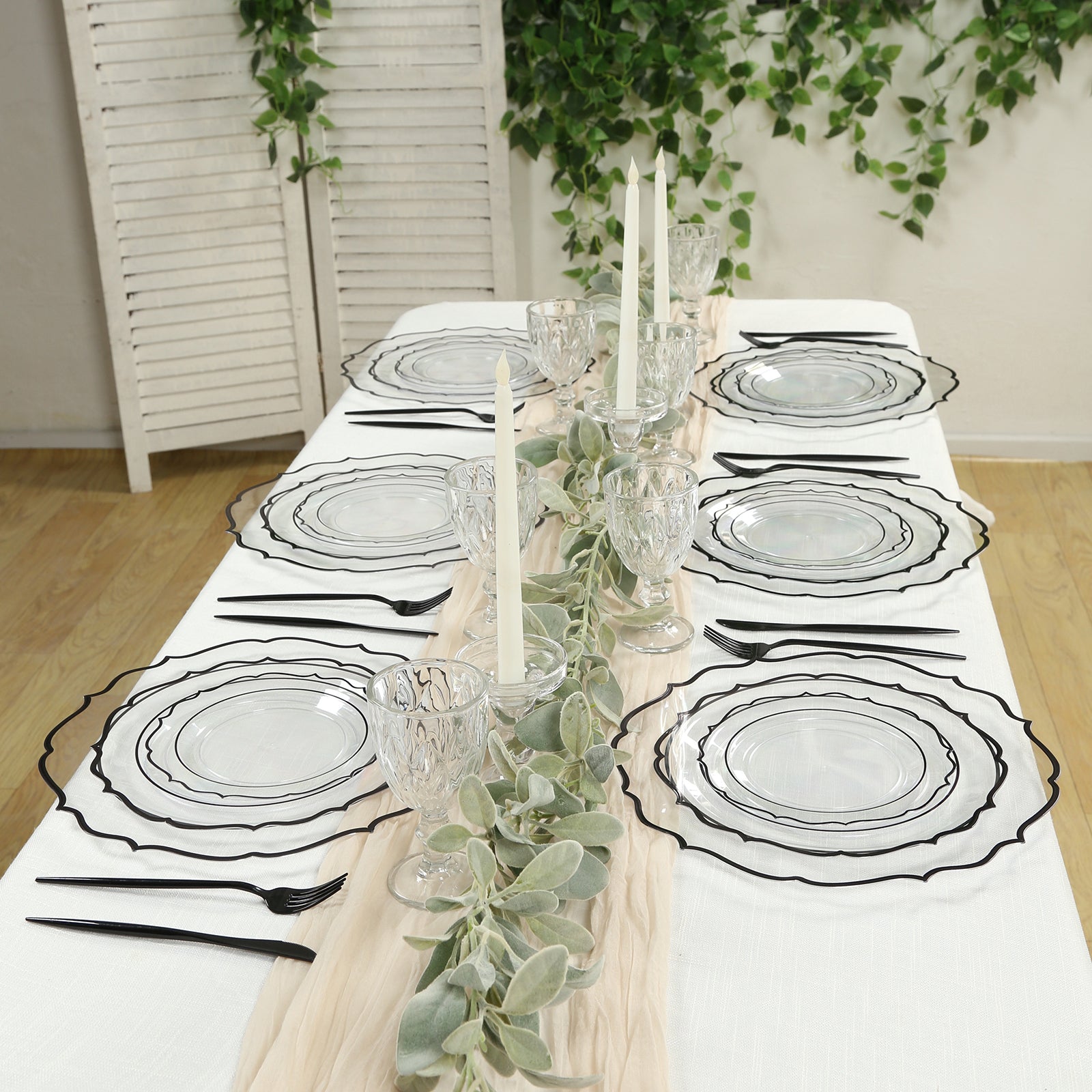 10 - Pack Plastic 8" Round Dessert Plates in Clear with Black Scalloped Rim - Disposable Appetizer/Salad Plates - Bell Racket Store