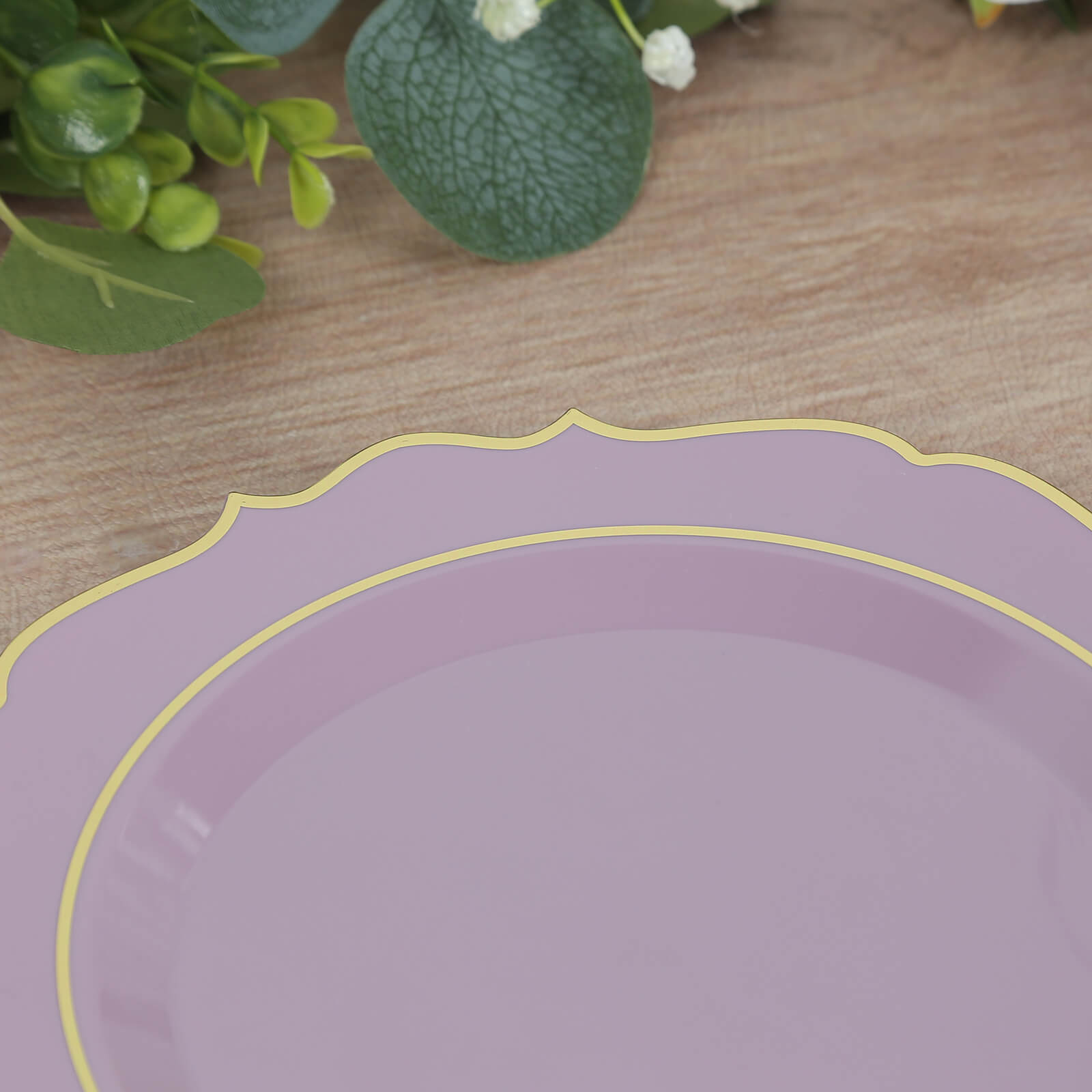 10 - Pack Plastic 8" Round Dessert Plates in Lavender Lilac with Gold Scalloped Rim - Disposable Appetizer/Salad Plates - Bell Racket Store