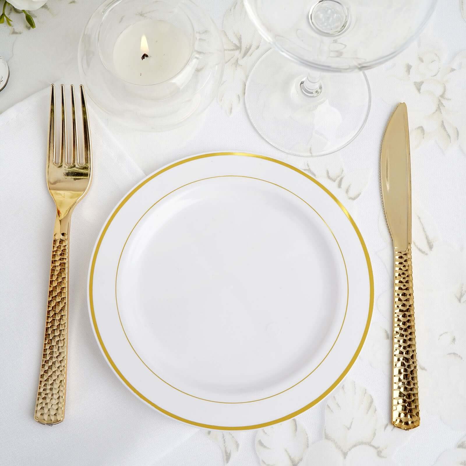 10 - Pack Plastic Dessert Plates White with TrÃ¨s Chic Gold Rim - Disposable Plates for Appetizers 6" - NestOCart