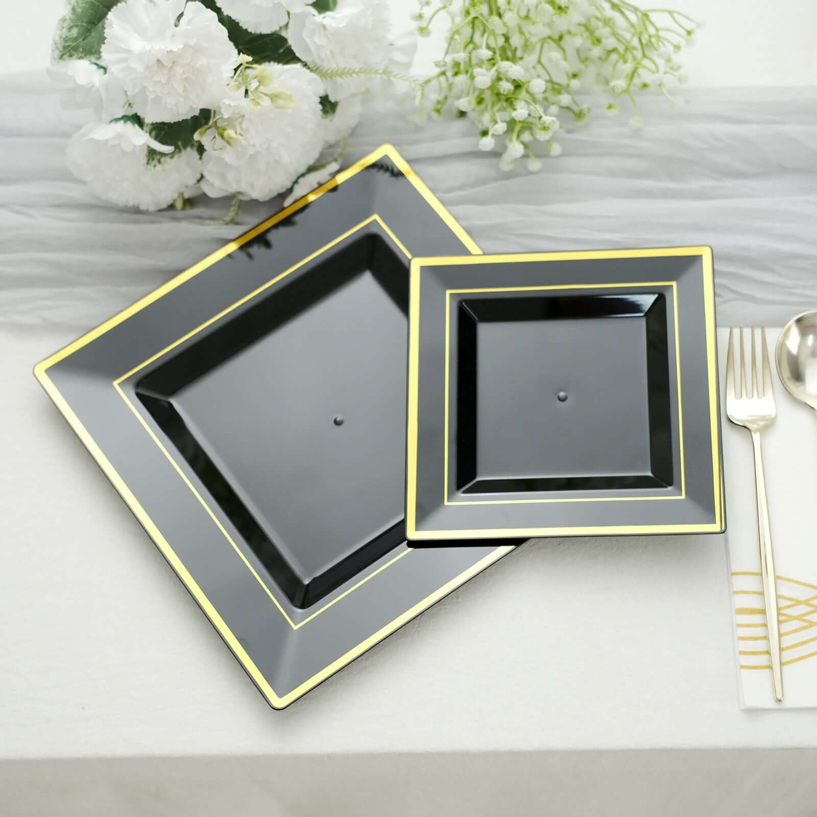 10 - Pack Plastic Dinner Plates Black Square with Gold Trim - Lightweight Disposable Plates for Events 10" - Bell Racket Store