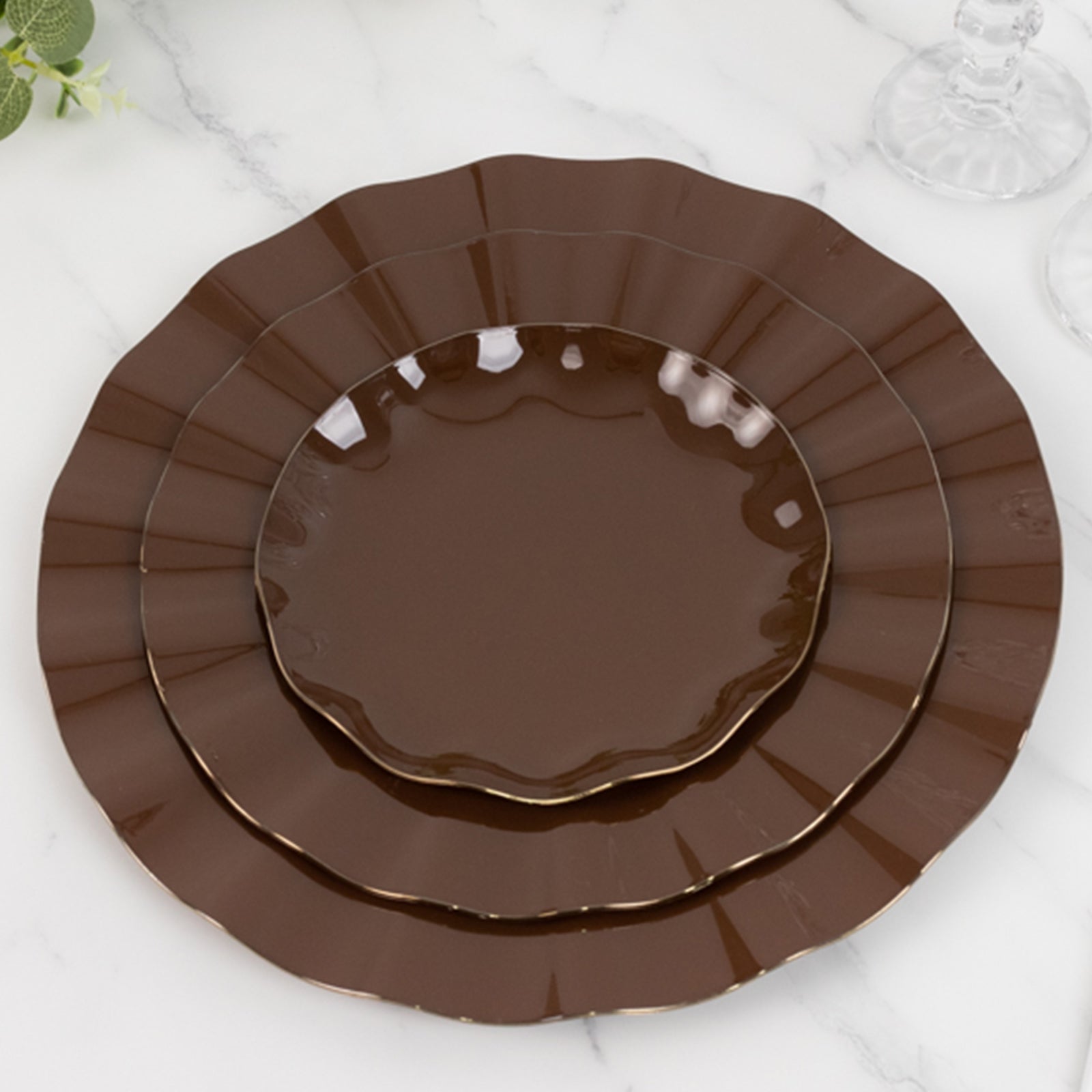 10 - Pack Plastic Round 6" Dessert Plates in Cinnamon Brown Ruffled Rim with Gold Edging - Sturdy Disposable Salad Appetizer Dinnerware - Bell Racket Store