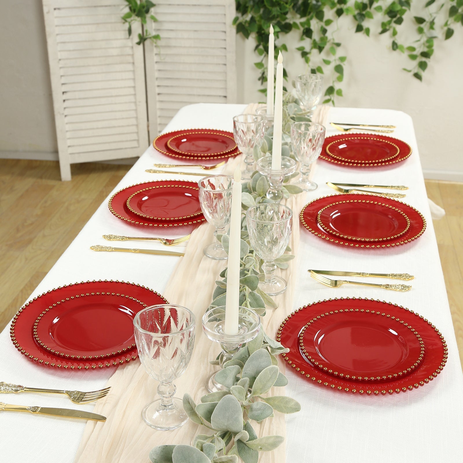 10 - Pack Red Plastic Dessert Plates â€“ 8" Round with Gold Beaded Rim, Disposable for Parties & Events - Bell Racket Store