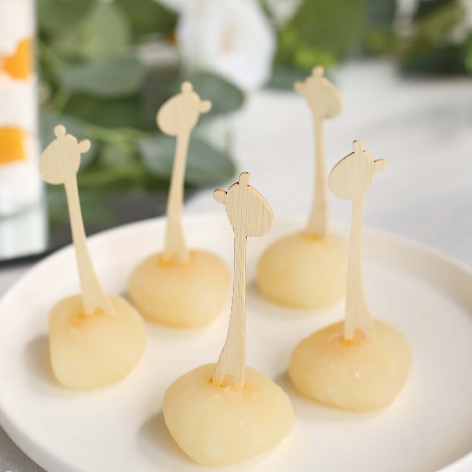 100 - Pack Bamboo Cocktail Picks Giraffe Mini Forks Double Pronged Design Natural - Biodegradable Eco Friendly Party Supplies 4" - Bell Racket Store