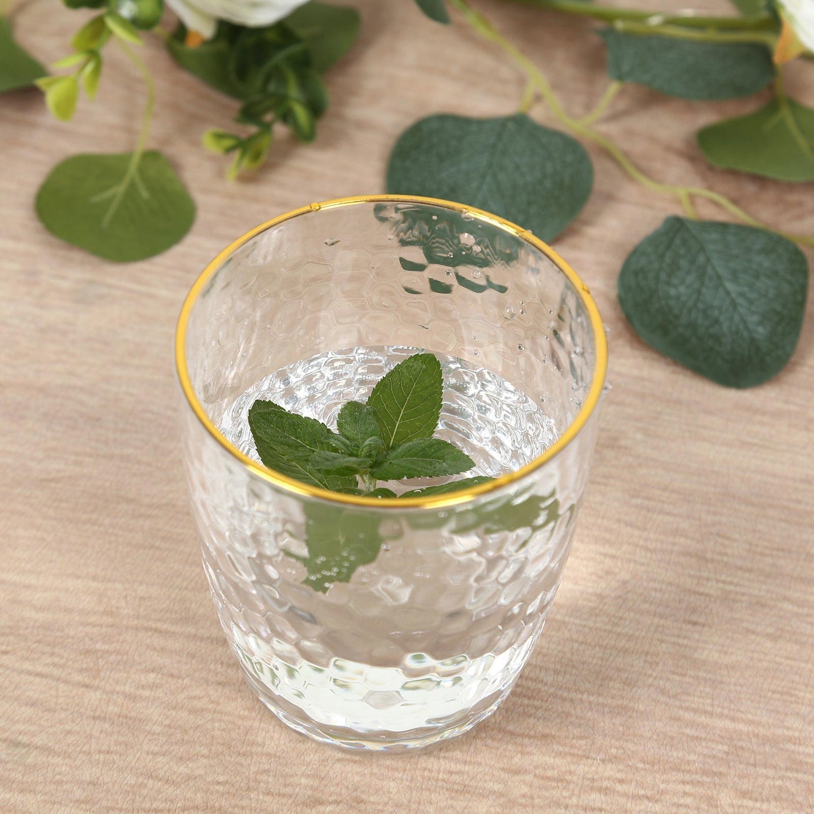 12 - Pack Plastic Tumblers Reusable Hammered Cups 14oz â€“ Clear with Gold Rim â€“ Shatterproof Cocktail Drinkware - Bell Racket Store