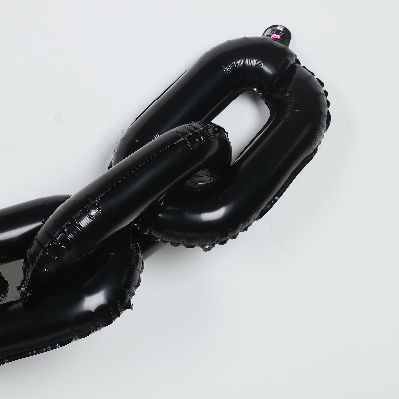 16ft Jumbo Chain Link Balloons in Black, 30pack 8x12" Durable Foil Chain Balloons for 90s Hip Hop Party Decorations, Event Decor - Bell Racket Store
