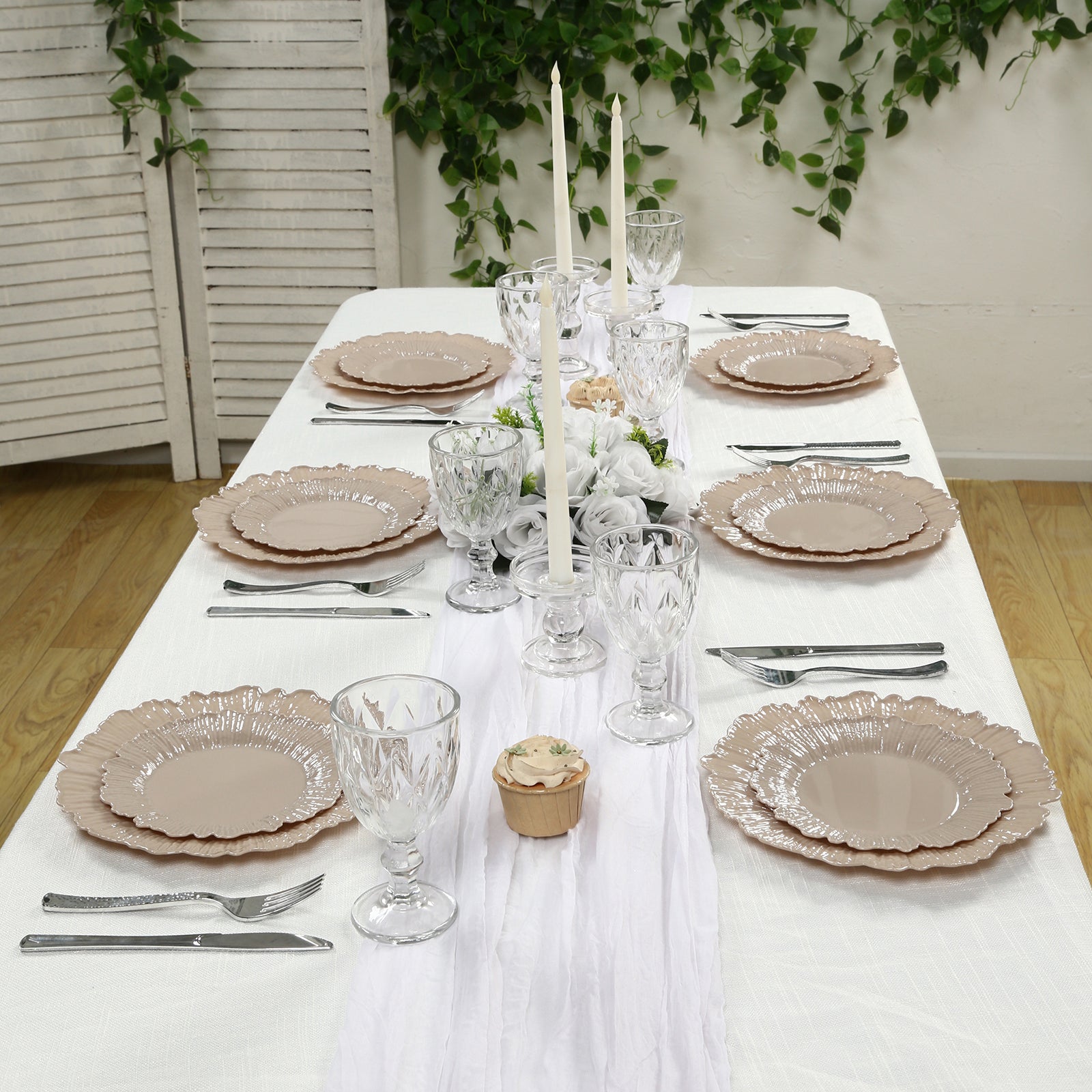 20 - Pack 7" Plastic Dessert Plates â€“ Taupe Reef Design Appetizer Salad Party Plates â€“ Elegant Disposable Tableware - Bell Racket Store