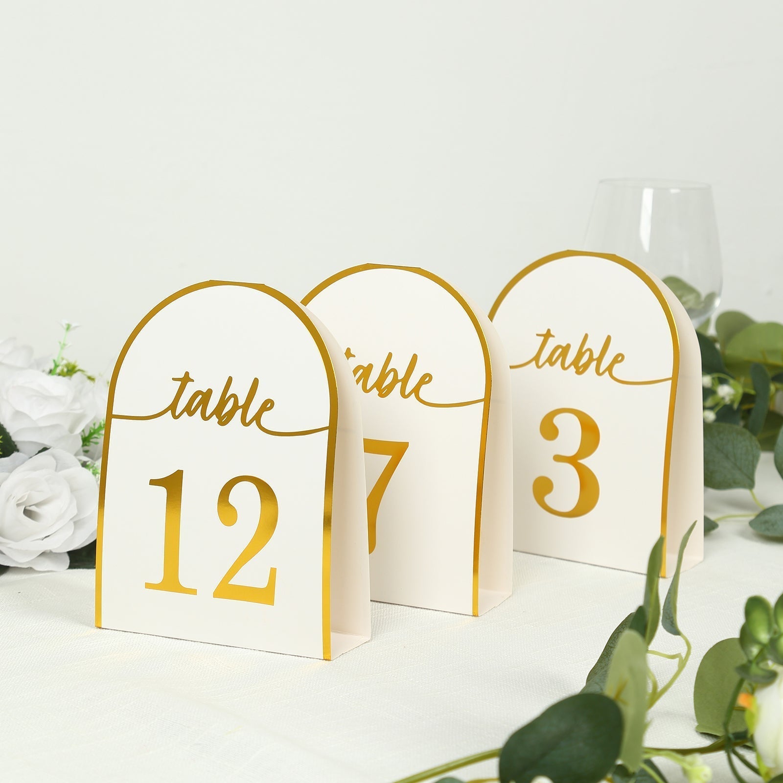 25 - Pack 7" Disposable Table Numbers, White Free Standing Double Sided Table Number Place Cards with Metallic Gold Foil Numbers 1 - 25 - Bell Racket Store