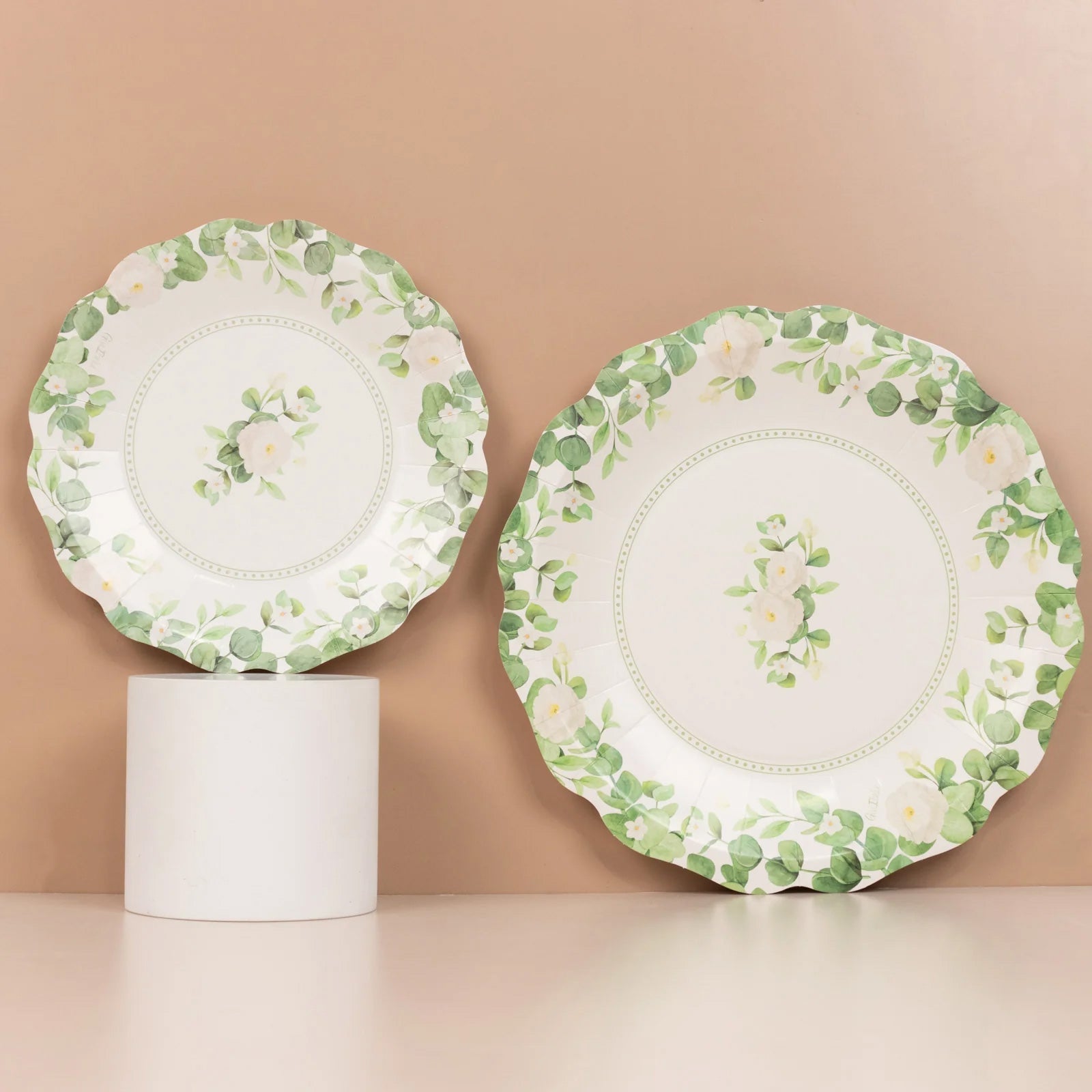 25 - Pack Paper 11" Round Dinner Plates in White with Floral Greenery & Scalloped Edges - Disposable Party Plates for Nature - Inspired Events & Chic Celebrations - Bell Racket Store