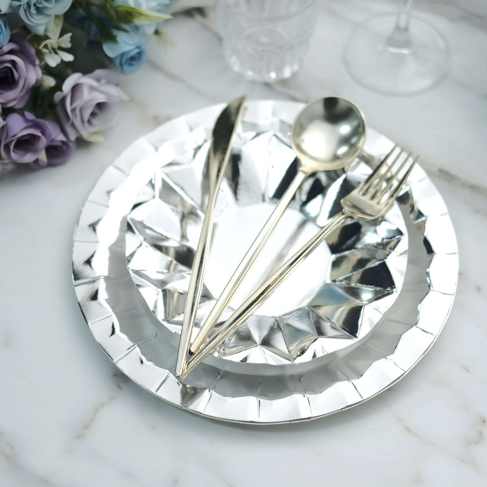 25 - Pack Paper 7" Round Dessert Plates in Metallic Silver with Geometric Prism Rim - Disposable 400GSM Appetizer Salad Plates - Bell Racket Store