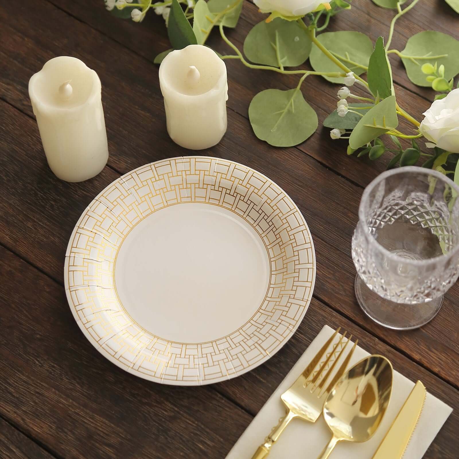 25 - Pack Paper 7" Round Dessert Plates in White with Gold Basketweave Rim - Bell Racket Store