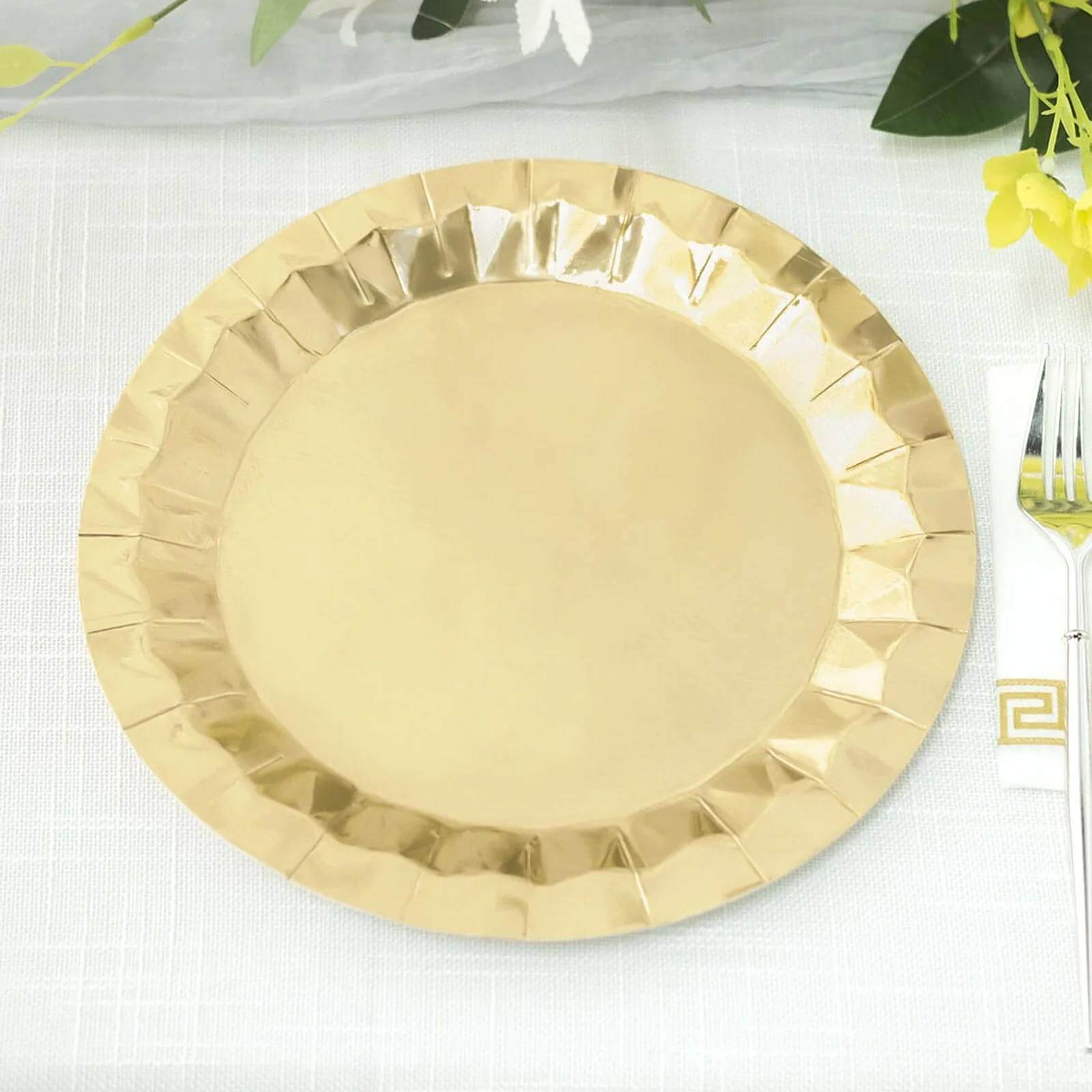 25 - Pack Paper 9" Round Dinner Plates in Metallic Gold with Geometric Prism Rim - Disposable 400GSM Party Plates for Banquets & Celebrations - Bell Racket Store