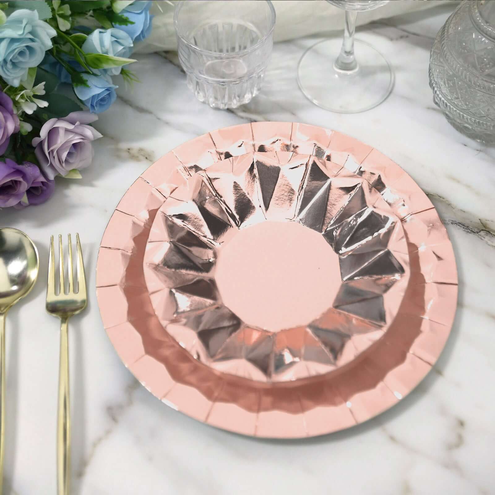 25 - Pack Paper 9" Round Dinner Plates in Metallic Rose Gold with Geometric Prism Rim - Disposable 400GSM Party Plates - Bell Racket Store