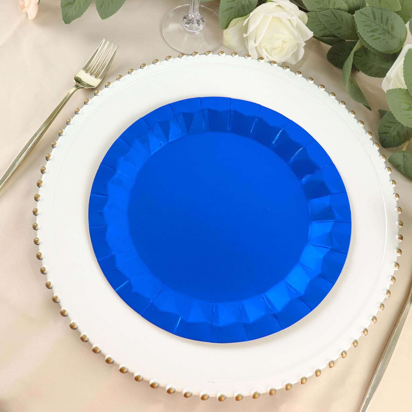 25 - Pack Paper 9" Round Dinner Plates in Royal Blue with Geometric Prism Rim - Disposable 400GSM Party Plates - Bell Racket Store