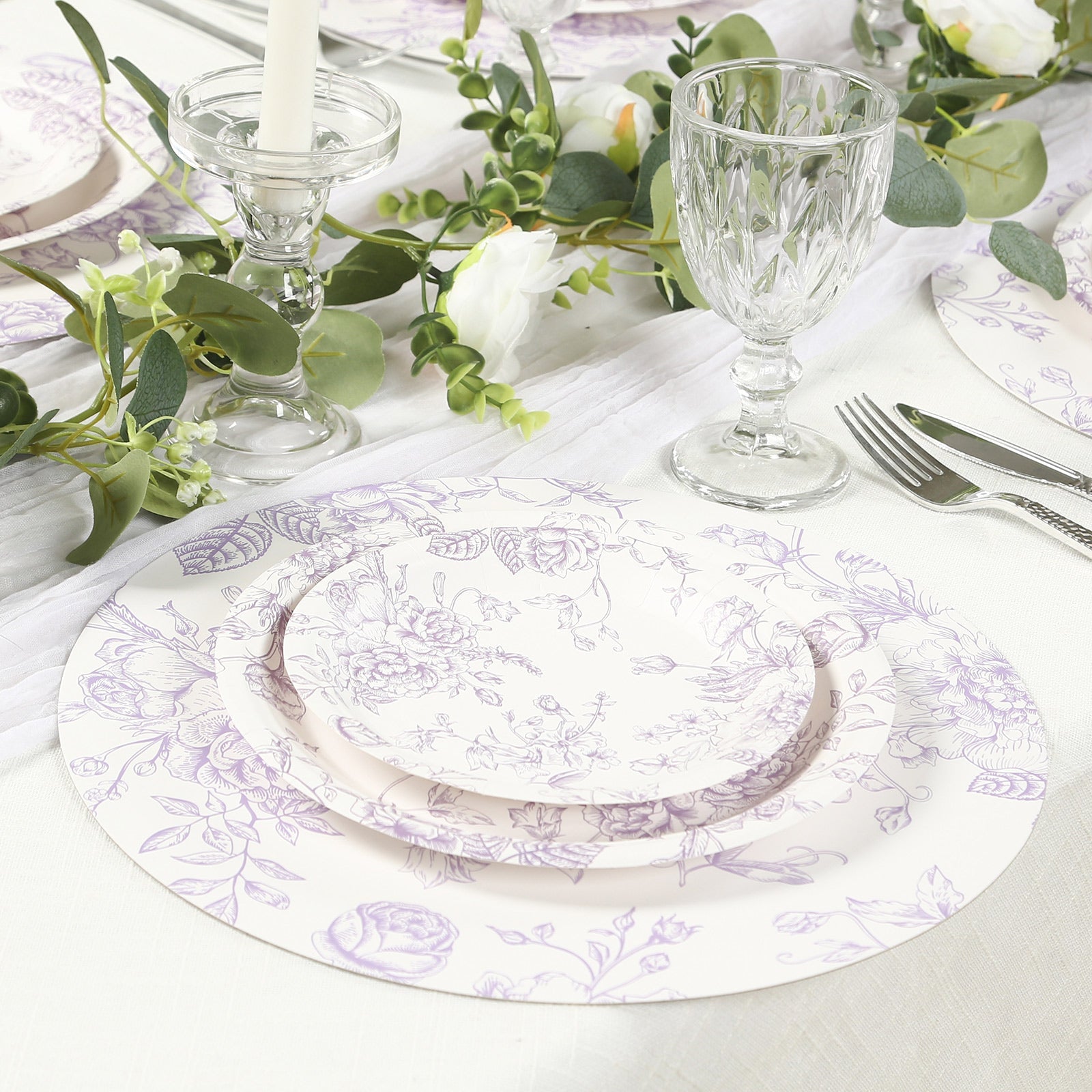 25 - Pack Paper 9" Round Dinner Plates in White with Matte Lavender French Toile Pattern - Disposable Floral Party Plates - Bell Racket Store