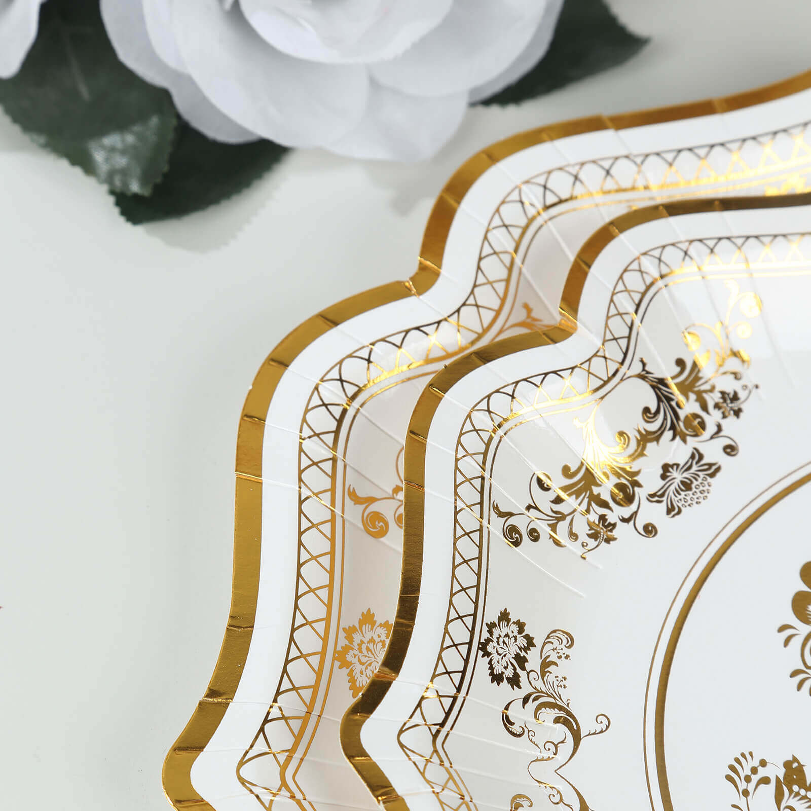 25 - Pack Paper Dessert Plates in White with Gold Damask Floral Print & Scallop Rim - Stylish Disposable 300GSM Floral Salad Appetizer Plates for Weddings & Events 8" - Bell Racket Store