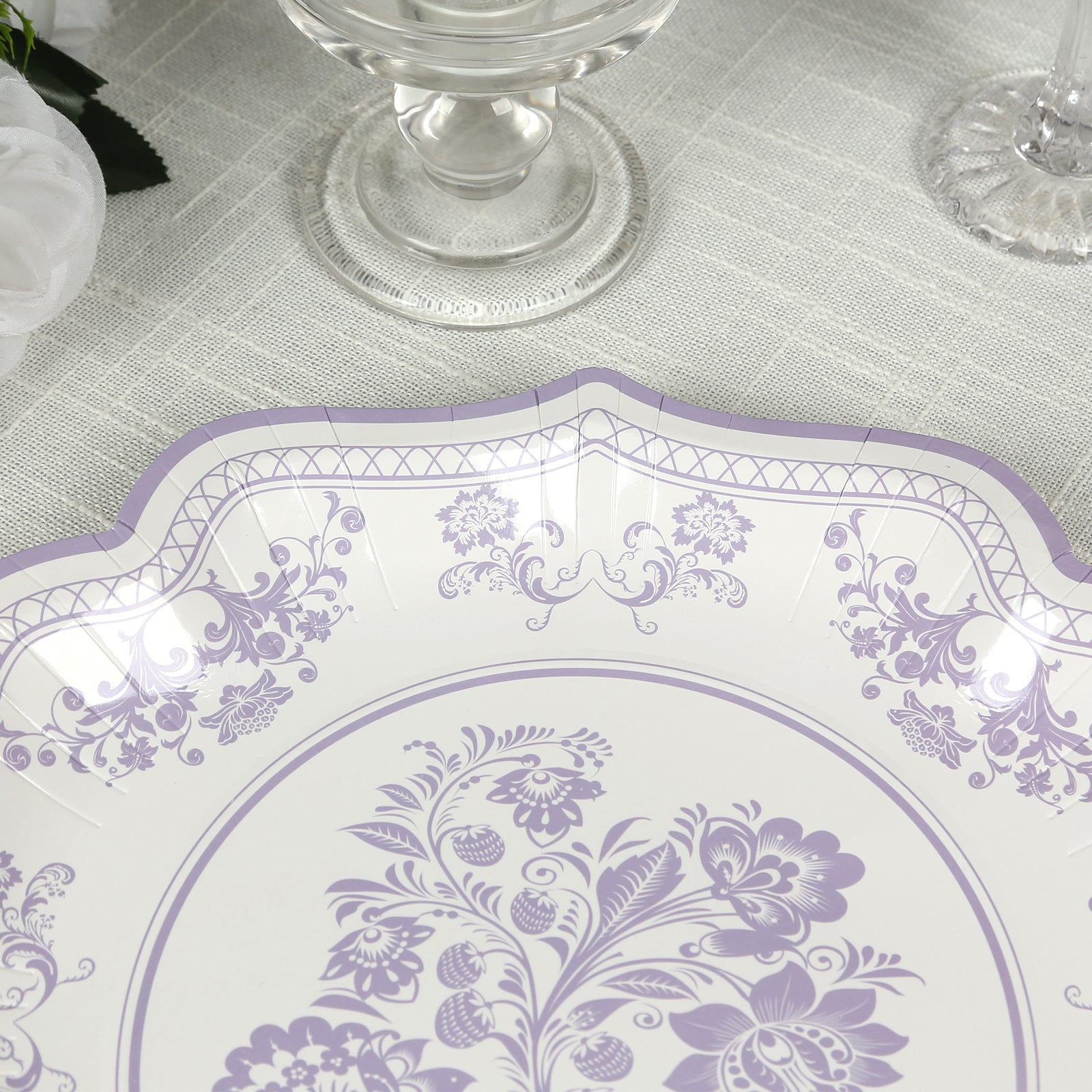 25 - Pack Paper Dinner Plates in White Lavender Lilac Damask Floral Print & Scallop Rim - Stylish Disposable 300GSM Floral Party Plates 10" - Bell Racket Store