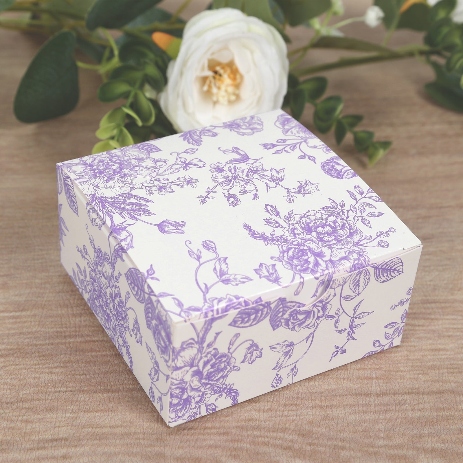 25 Pack Party Favors Boxes in French Toile Pattern, Matte Lavender and White Candy Gift Boxes - Cardstock Paper - 4"x4"x2" - Bell Racket Store