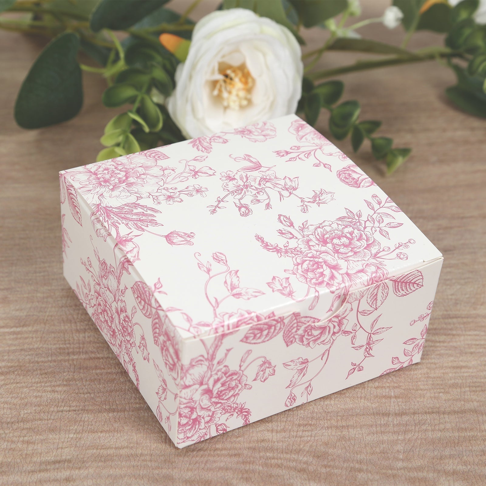 25 Pack Party Favors Boxes in French Toile Pattern, Matte Pink and White Candy Gift Boxes - Cardstock Paper - 4"x4"x2" - Bell Racket Store