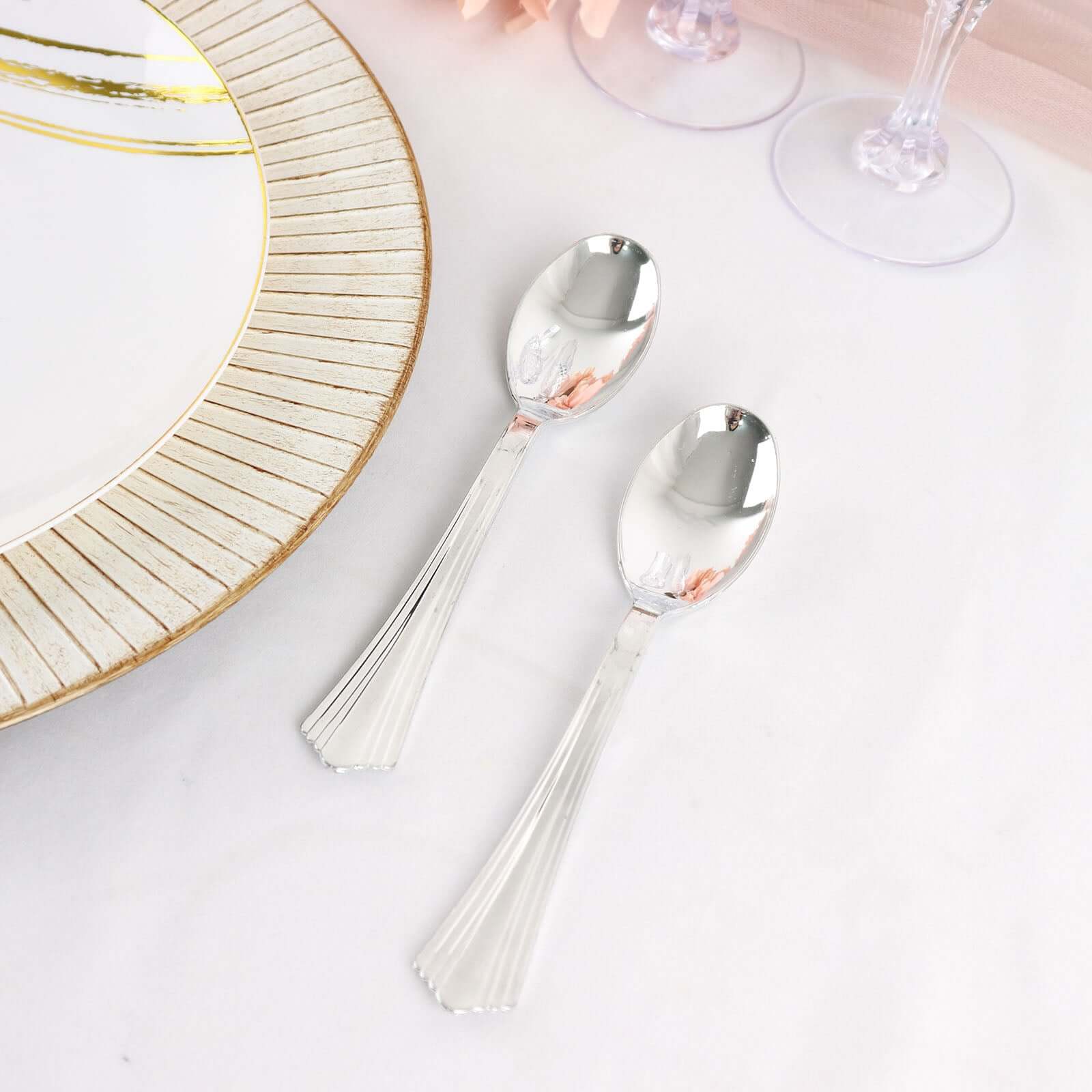 25 - Pack Plastic Spoons Silver Heavy Duty with Fluted Handles - Reliable Disposable Cutlery 7" - Bell Racket Store