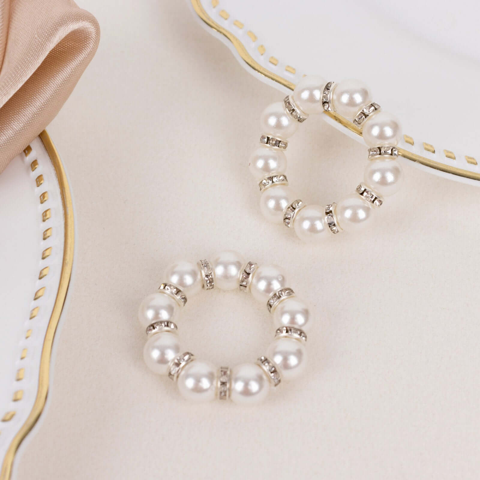 4 Pack 1.5" White Pearl Beads and Silver Rhinestone Napkin Rings, Elegant Round Serviette Buckle Napkin Holders - Bell Racket Store