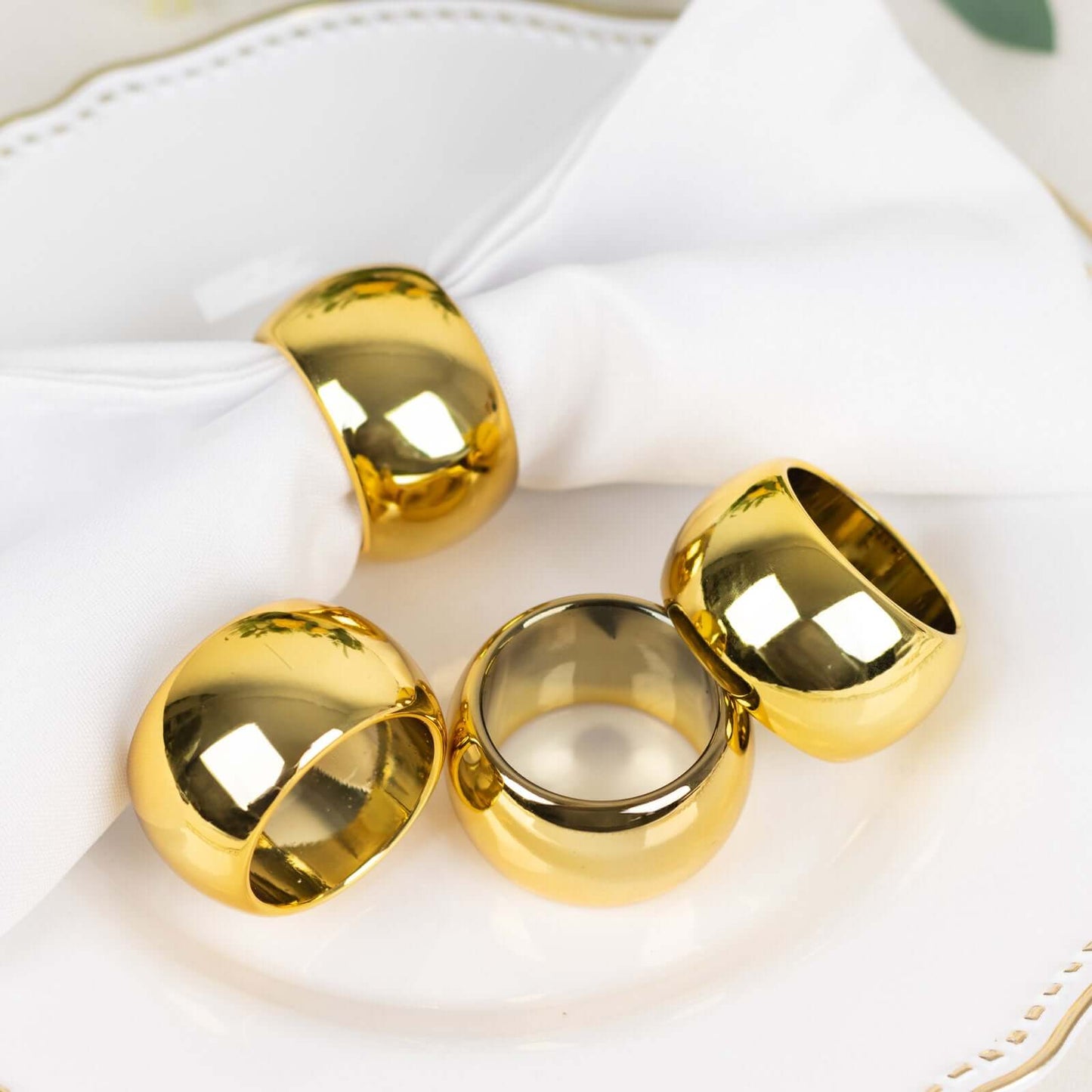 4 Pack Shiny Metallic Gold Acrylic Napkin Rings - NestOCart