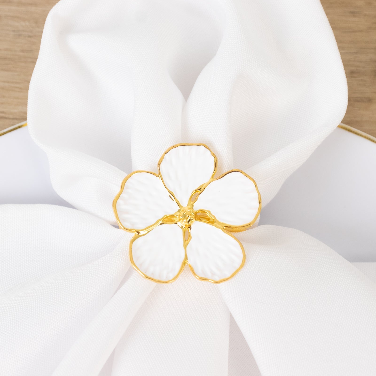 4 Pack White and Gold Metal Flower Napkin Rings, Floral Serviette Buckle Napkin Holder Set - Plum Blossom Design - Bell Racket Store