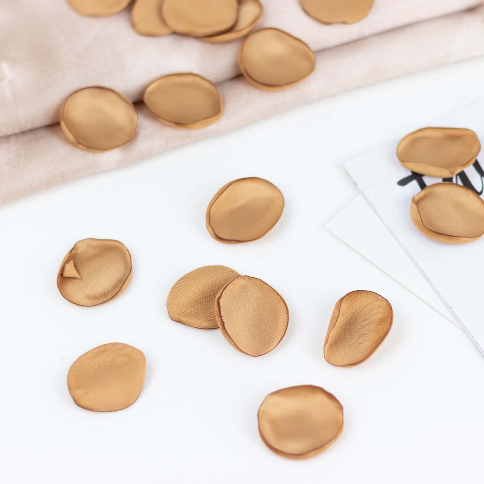 400 - Pack Rose Petals Life - Like Flower Confetti Gold Matte Silk Round - Perfect for Event Tables 2" - Bell Racket Store