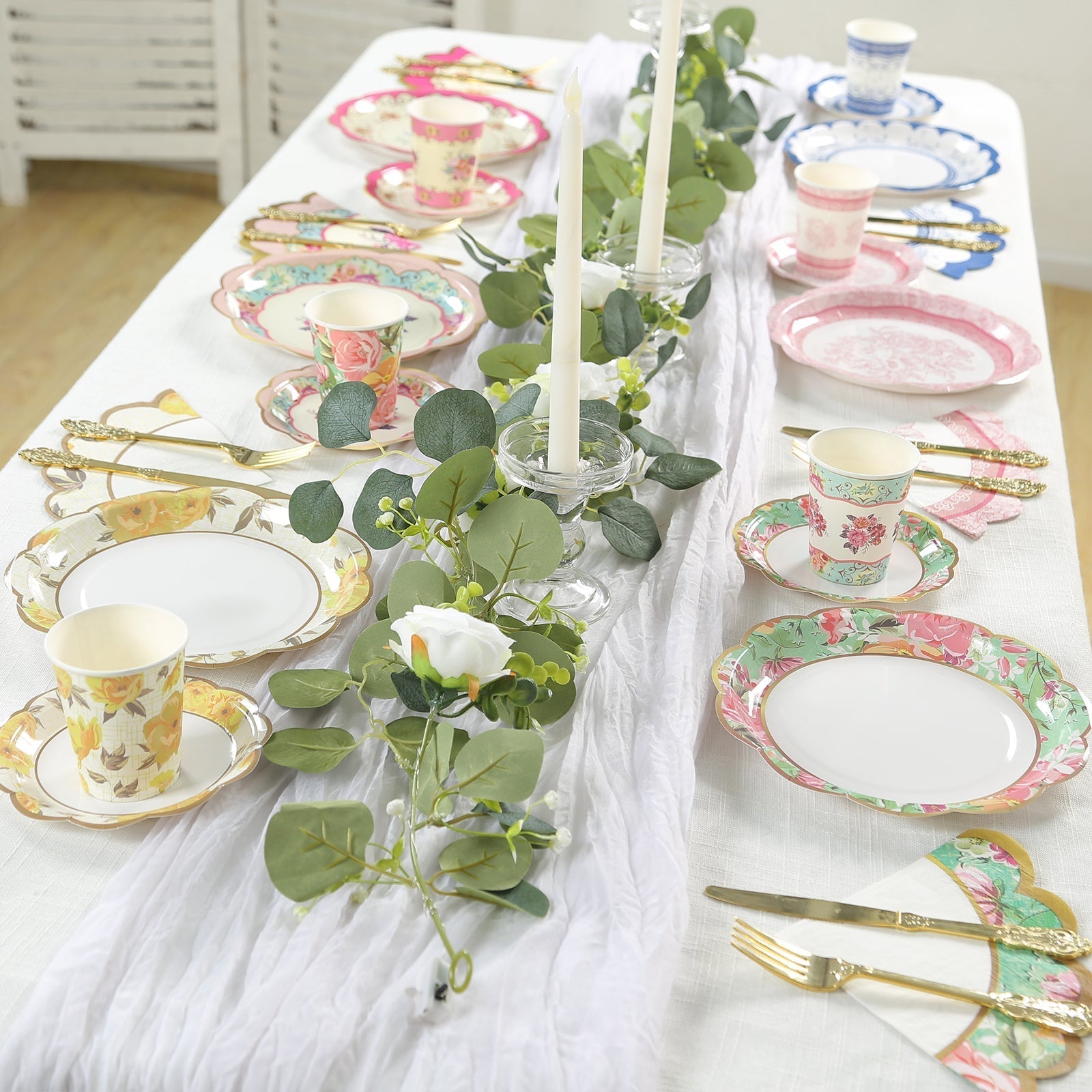 48 - Pack Round Paper Cocktail Napkins with Vintage Floral Mixed Design and Scalloped Edges - Soft 2 Ply Disposable Napkins 6.25"x6.25" - Bell Racket Store