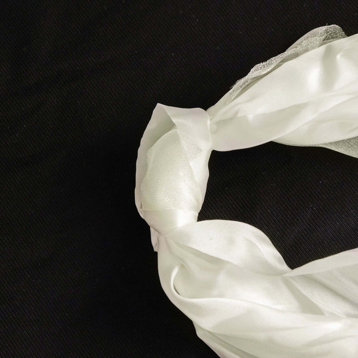 5 Pack Chiffon Satin Chair Sashes Ivory - Easy to Install Ruffled Curly Willow - Bell Racket Store