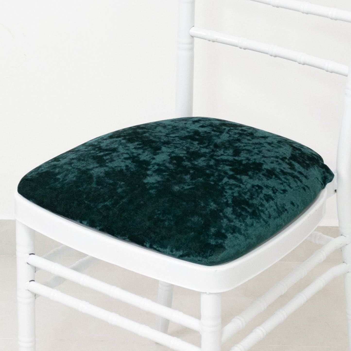 5 Pack Crushed Velvet Seat Pad Covers for Chiavari Chairs â€“ Hunter Emerald Green Fitted Dining Chair Cushion Slipcovers, Washable & Reusable - Bell Racket Store