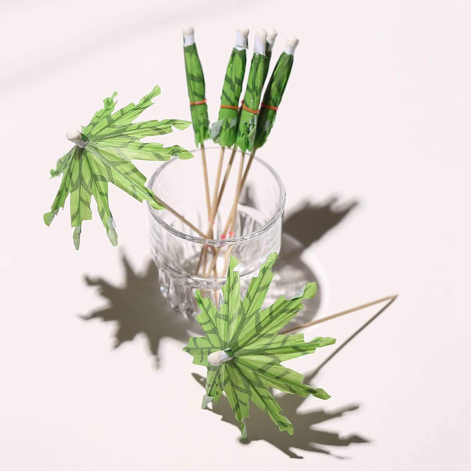 50 - Pack Bamboo Cocktail Picks Tropical Leaf Parasol Design Green - Eco Friendly Disposable Drink Stick 6" - Bell Racket Store