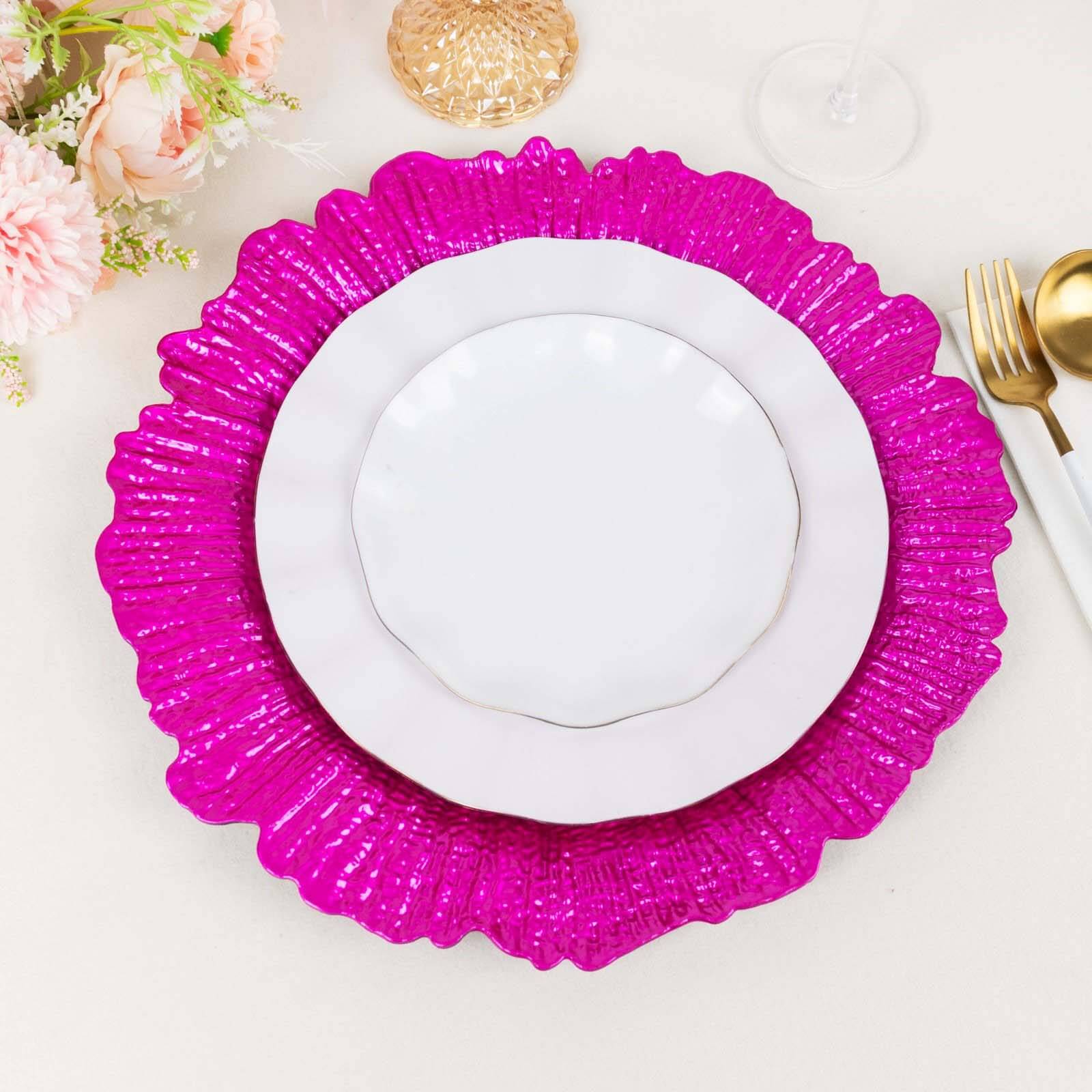 6 - Pack Acrylic Plastic Round Charger Plates 13" in Fuchsia with Reef Design, Dinner Charger Tableware - Bell Racket Store
