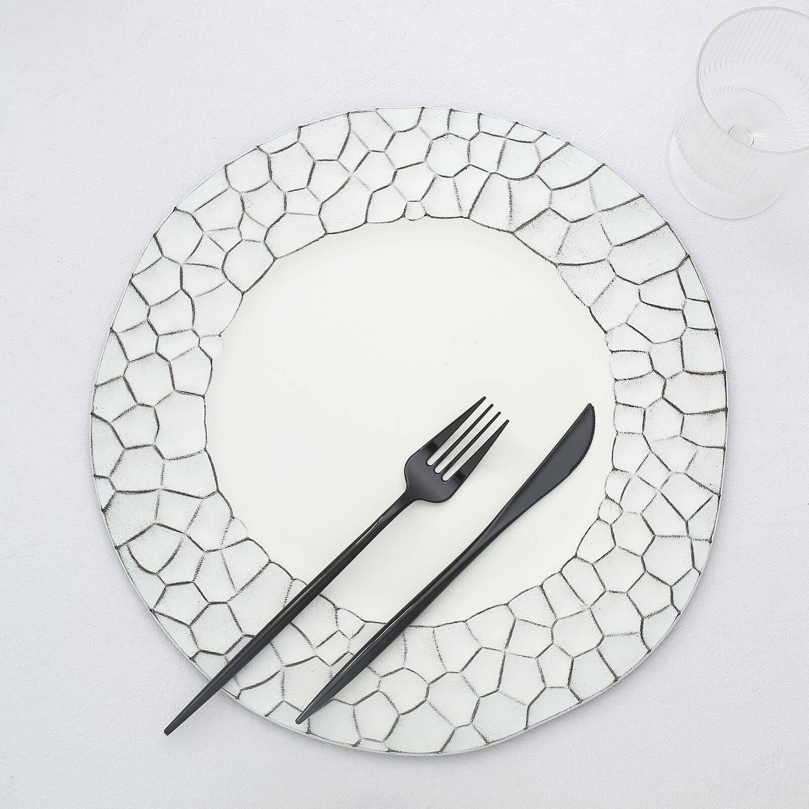 6 - Pack Round Charger Plates 13" in White with Hammered Rim, Matte Finish Modern Dinner Charger Tableware - Bell Racket Store