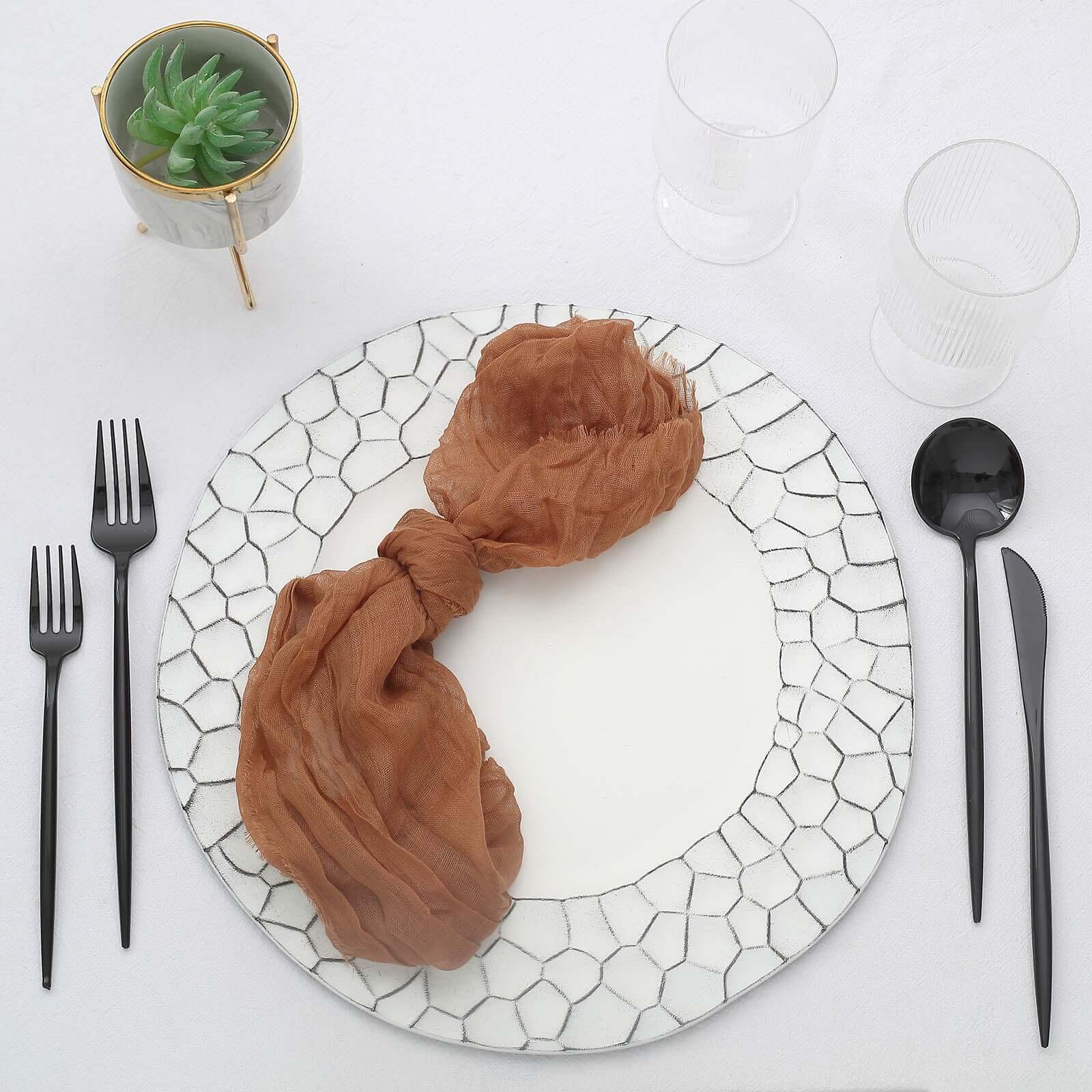 6 - Pack Round Charger Plates 13" in White with Hammered Rim, Matte Finish Modern Dinner Charger Tableware - Bell Racket Store