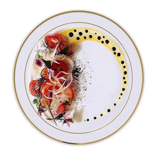 10-Pack Plastic Dessert Plates White with TrÃ¨s Chic Gold Rim - Disposable Plates for Parties 8"