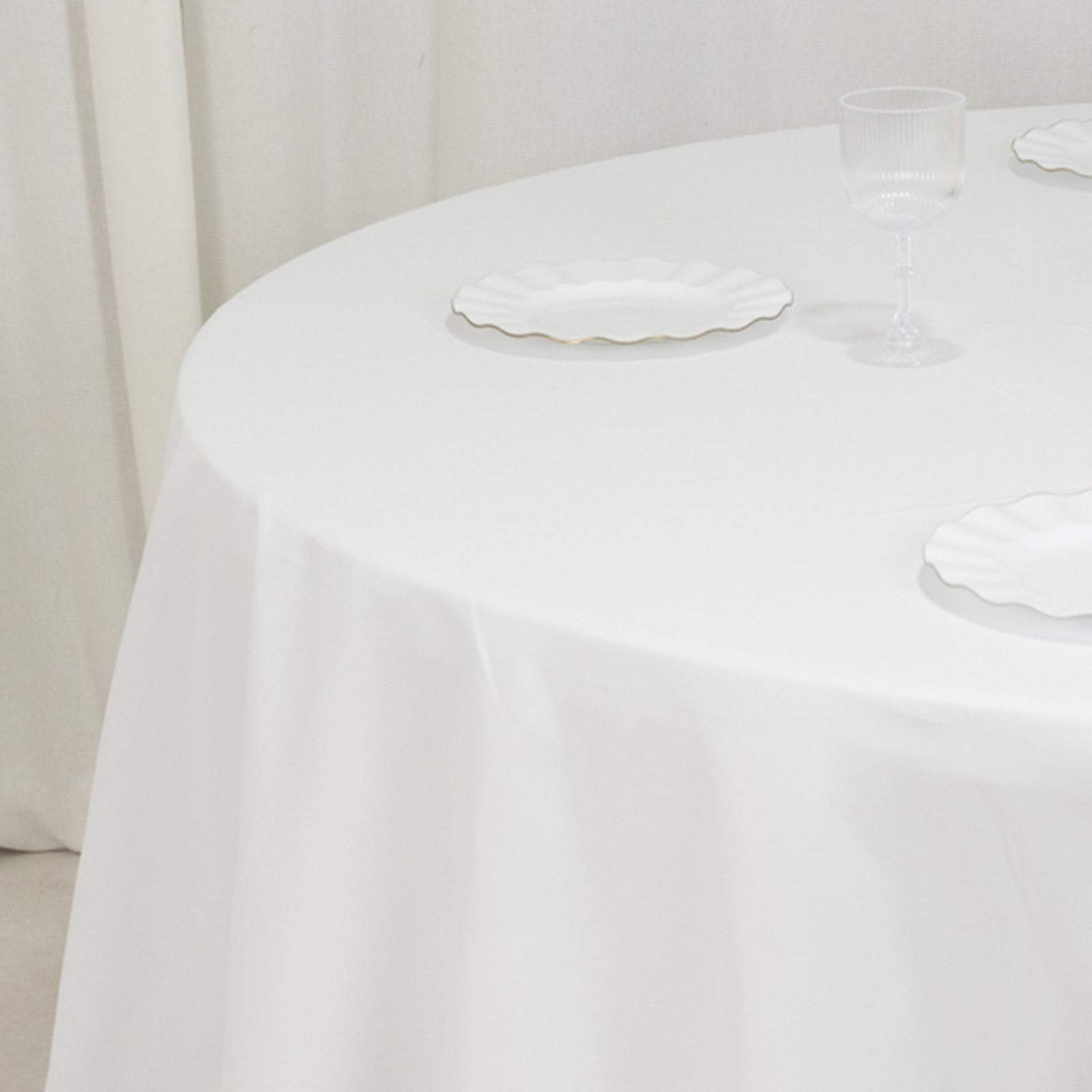 Cotton Blend 120" Round Tablecloth White - Seamless Wrinkle - Resistant Design for Upscale Occasions - Bell Racket Store