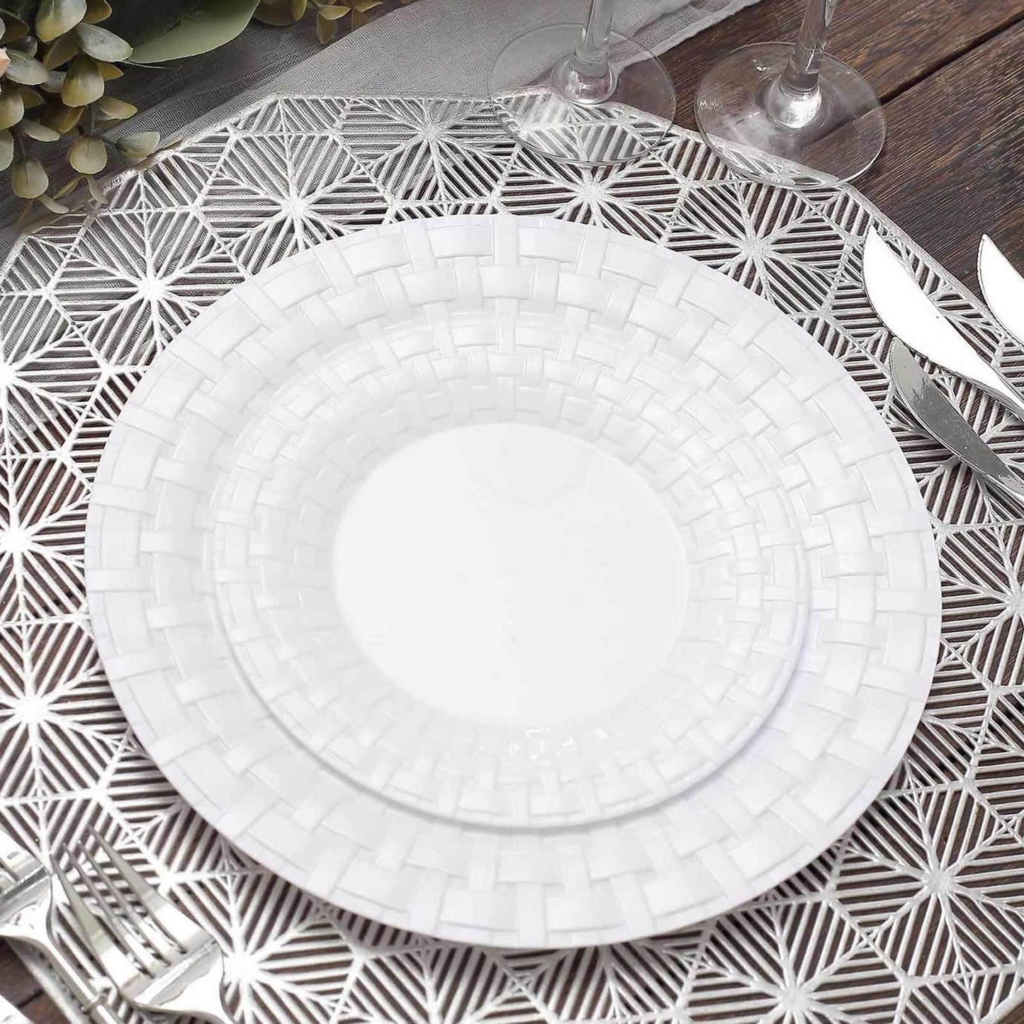 10 Pack 7" White Basketweave Rim Plastic Salad Dessert Plates, Round Disposable Appetizer Plates