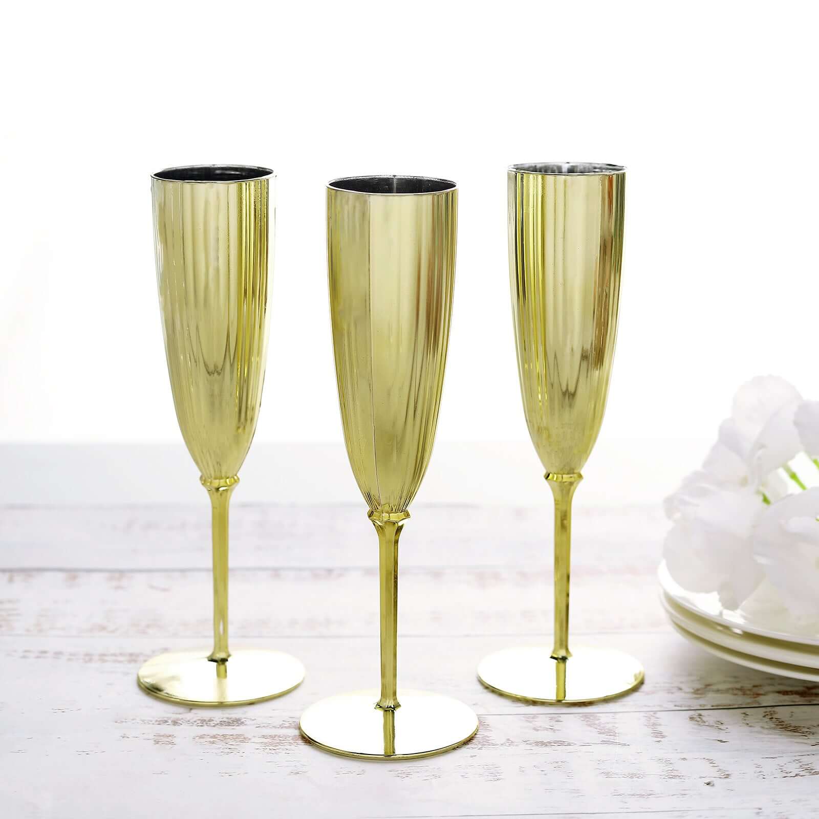 6-Pack Plastic Champagne Flutes in Metallic Gold - Classy Disposable Champagne Glasses for Toasting & Cocktail Parties 5oz