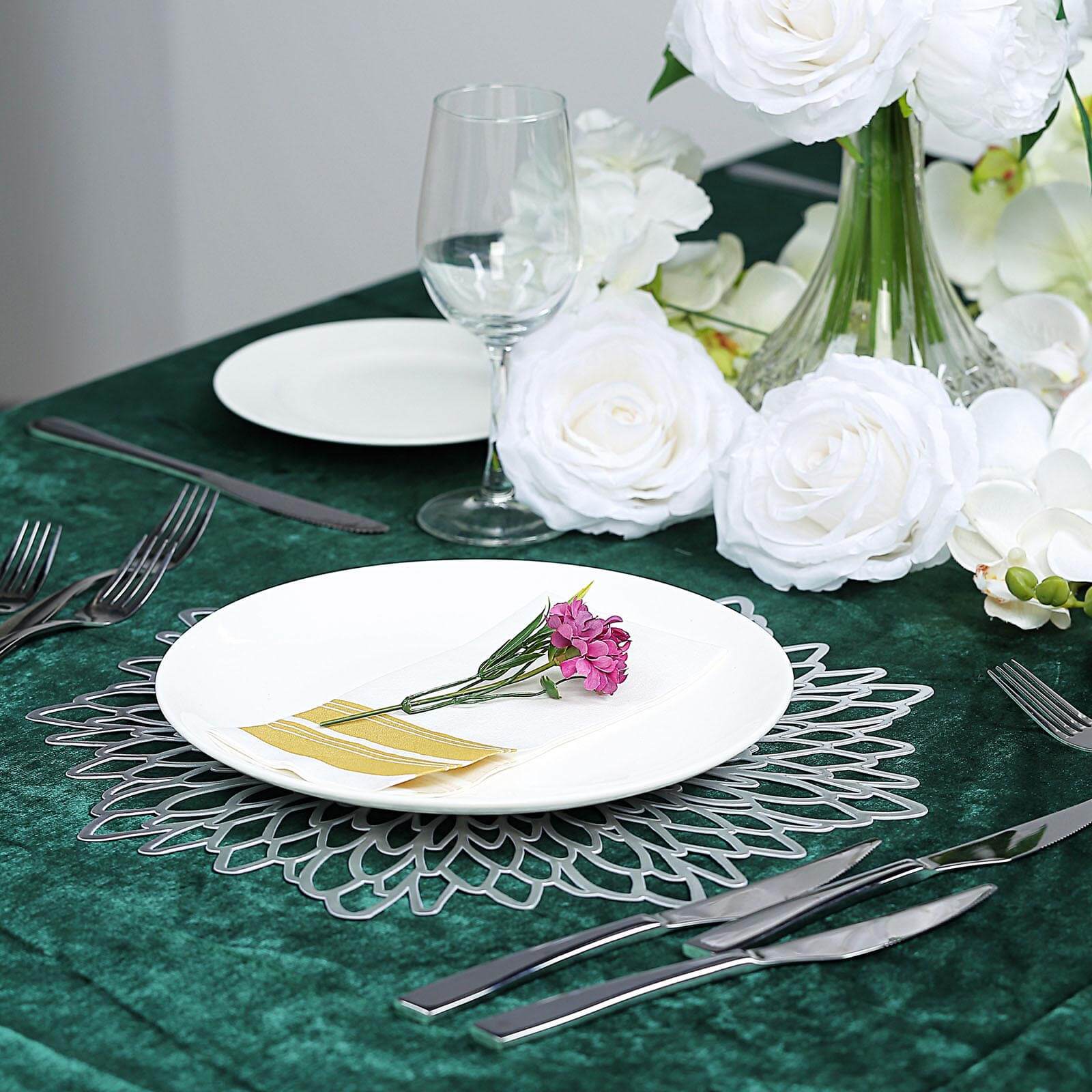 6-Pack Dining Table Mats Floral Design Silver - Metallic Vinyl Round Non-Slip Mats for Tables 15"