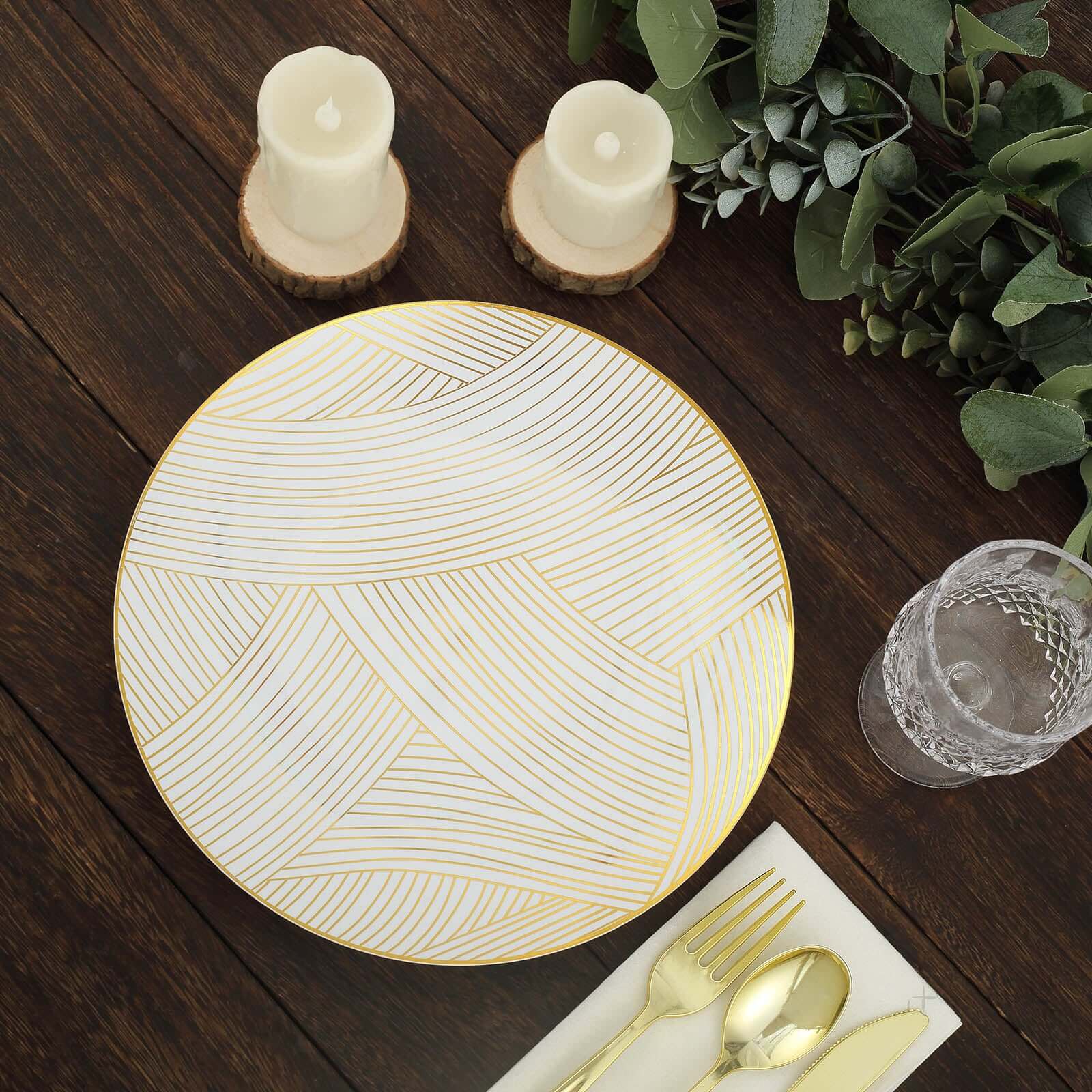 10-Pack Plastic 10" Round Dinner Plates in White with Gold Wave Brush Strokes Pattern - Disposable Party Plates for Modern & Classy Table Decor
