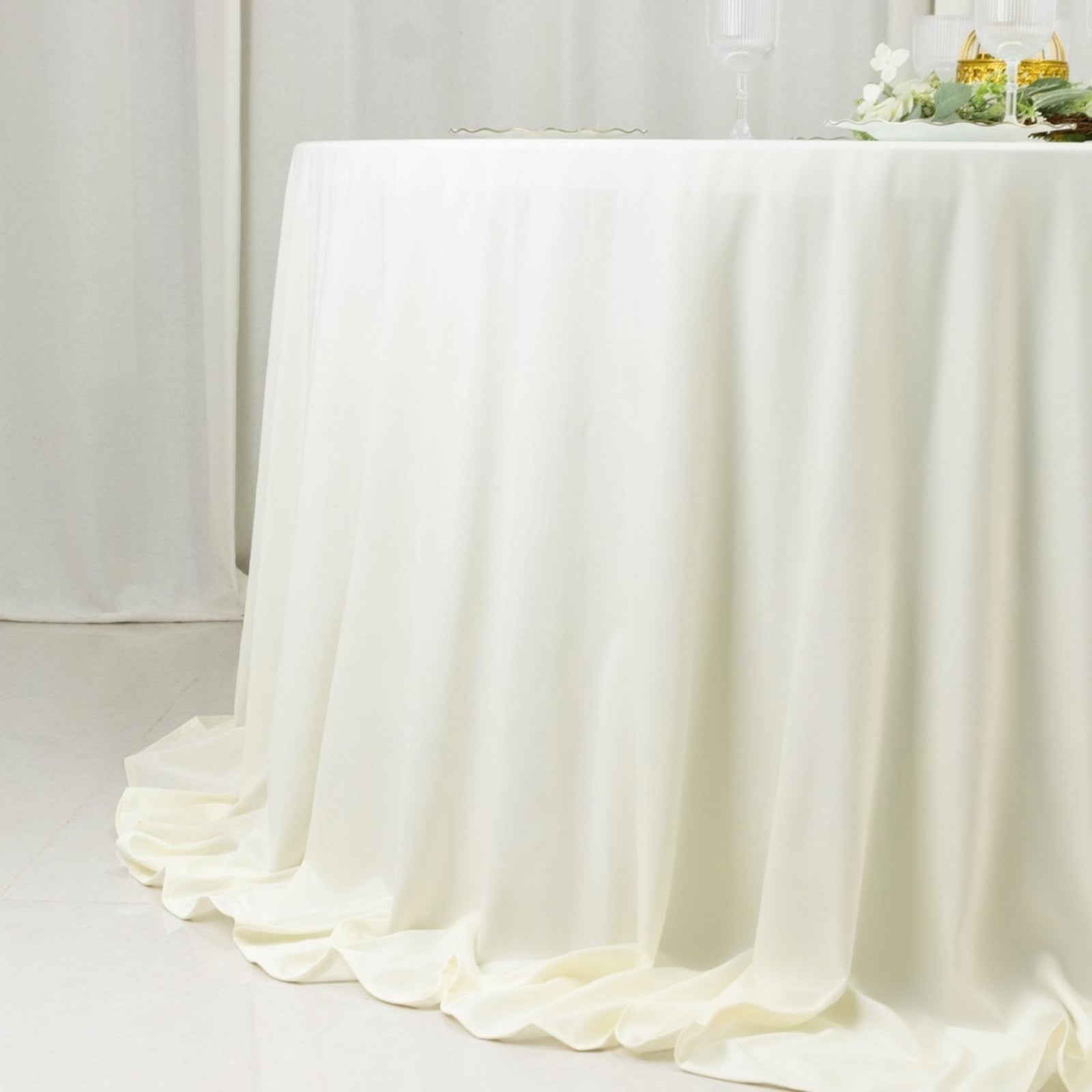 Fire Retardant Scuba Tablecloth â€“ 132" Round Ivory, Wrinkle Free, Stain Resistant, Seamless Polyester Cover - Bell Racket Store