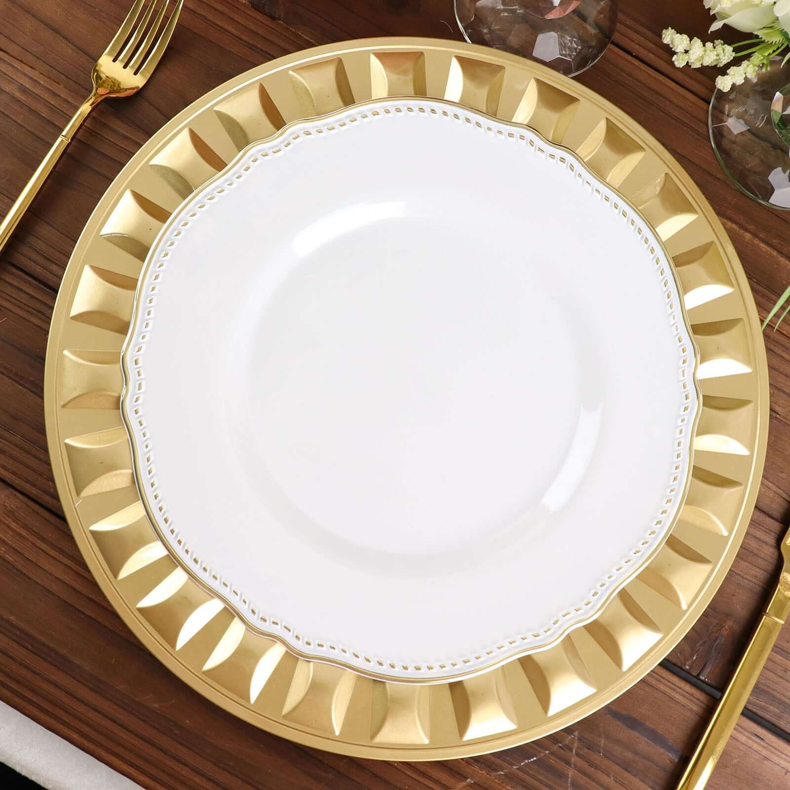 6-Pack Plastic Round Charger Plates 13" in Gold with Bejeweled Rim, Luxe Decorative Dinner Party Charger Tableware