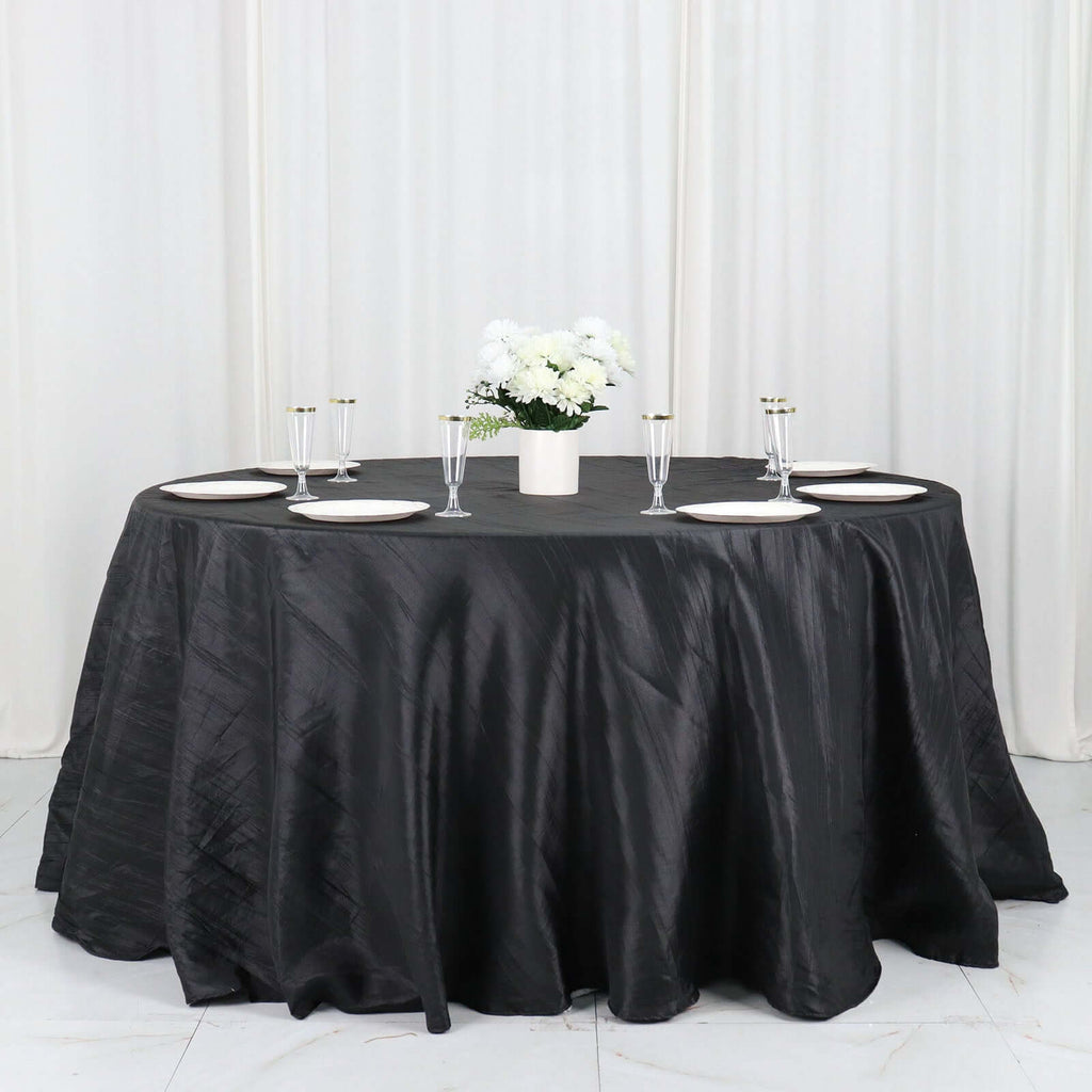 Taffeta 132" Round Tablecloth Black - Seamless Accordion Crinkle Design for Exquisite Occasions