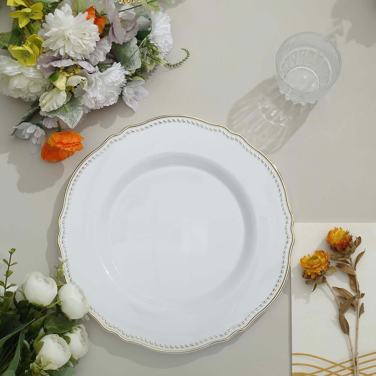 10-Pack Plastic 10" Dinner Plates in White with Gold Scalloped Rim - Disposable Large Party Plates for Upscale Events & Banquets